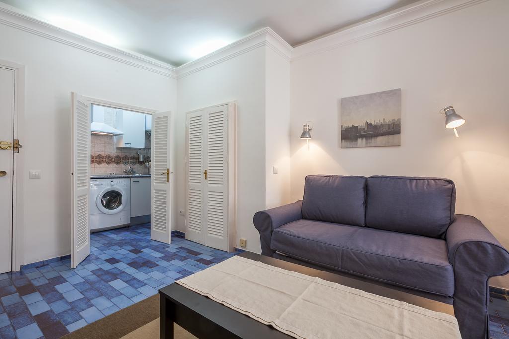 Apartment Boutique Center Sevilla Bagian luar foto